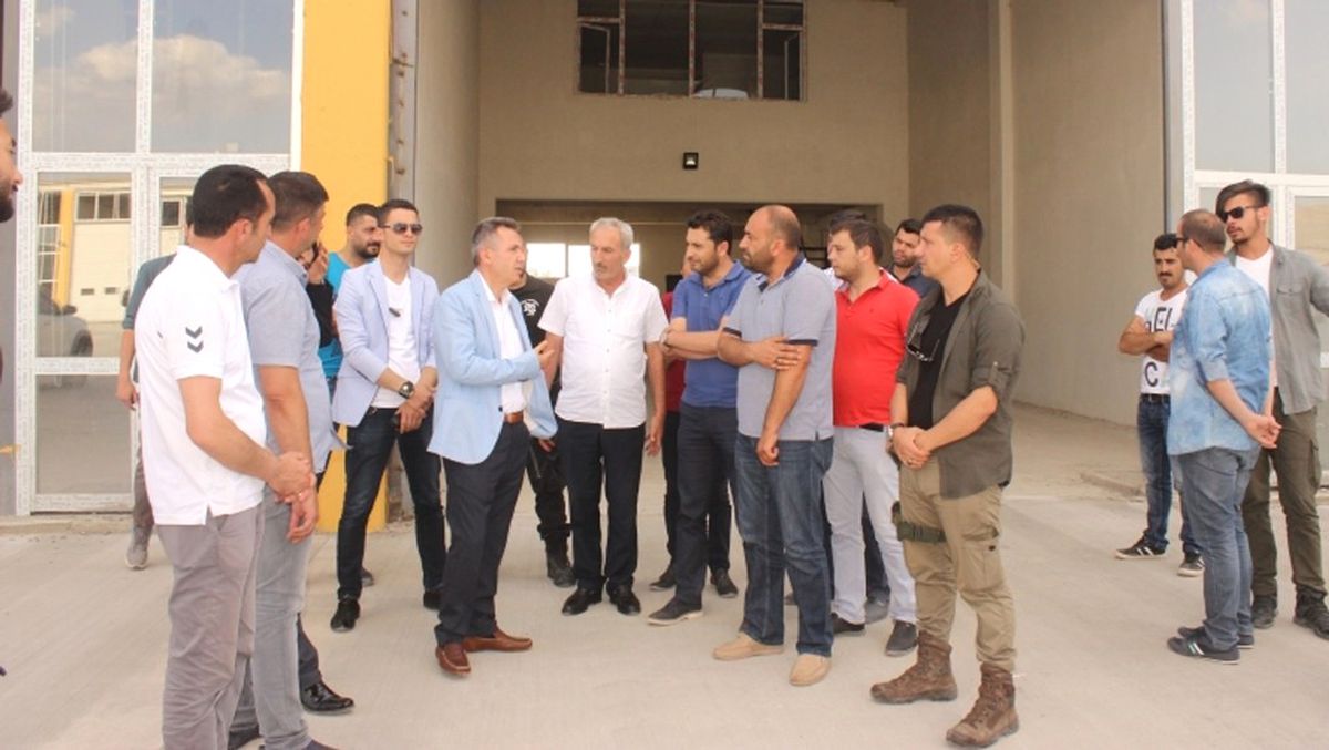 Vali Elban, Yeni Sebze Halini İnceledi