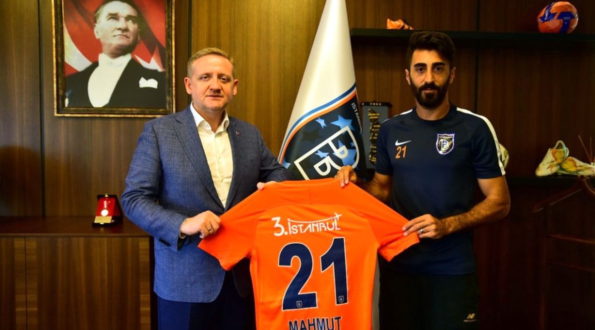 Başakşehir, Mahmut Tekdemir ile Sözleşme Yeniledi