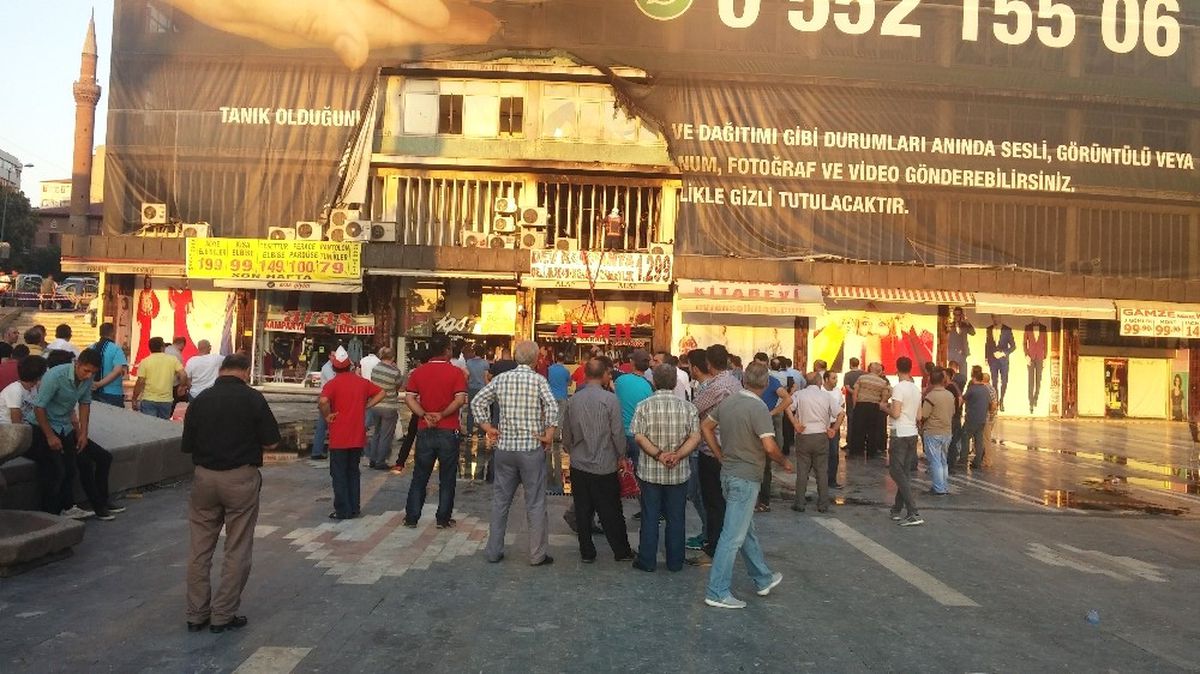 Başkent\'te Korkutan Yangın