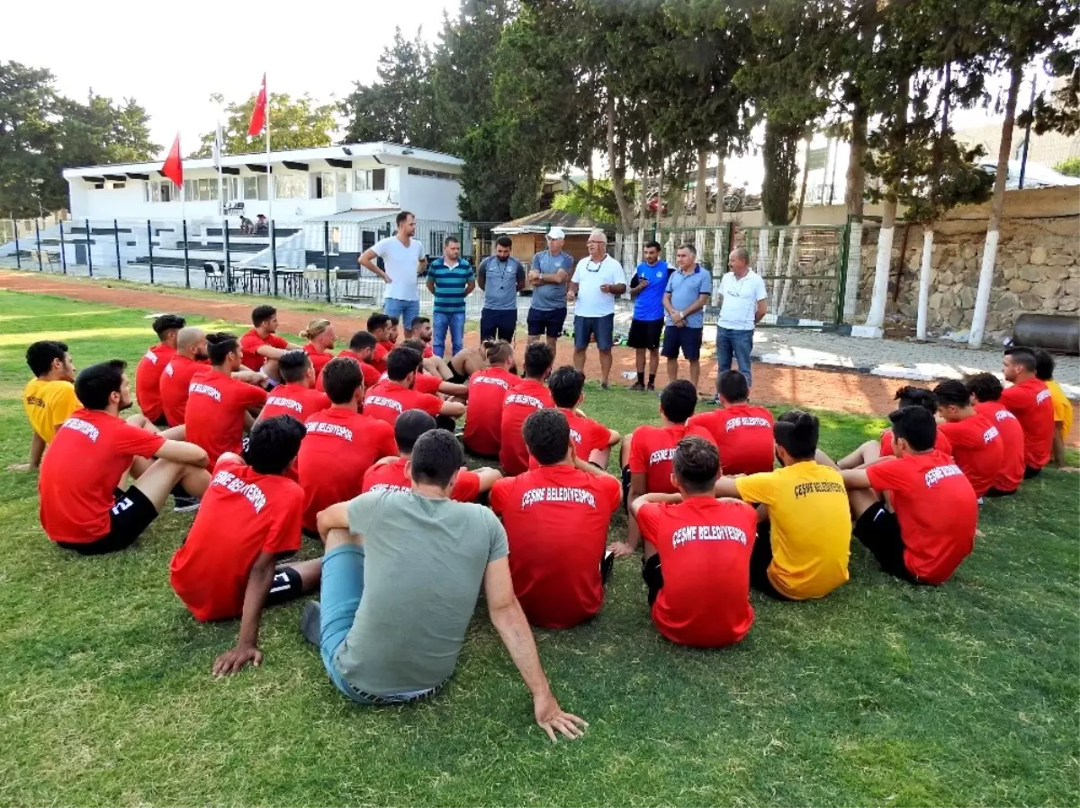 Çeşme Belediyespor Yeni Sezonun İlk Antrenmanını Yaptı