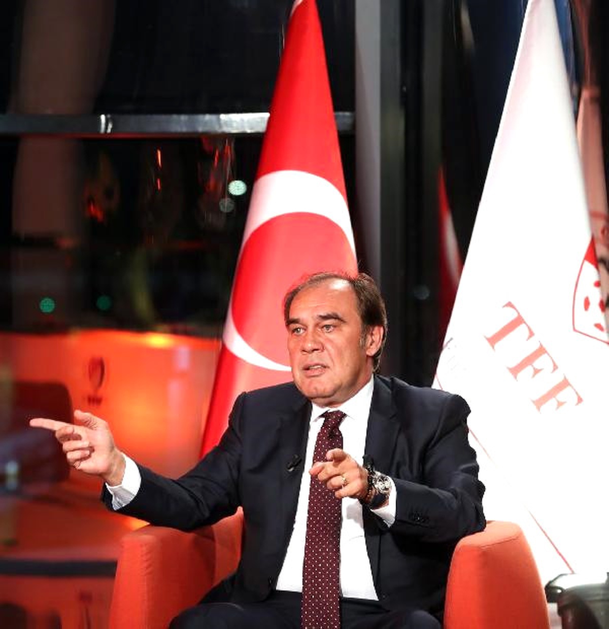 Geniş Haber) Tff Başkanı Demirören: "Milli Takım\'ın Arda Turan\'a İhtiyacı Var"