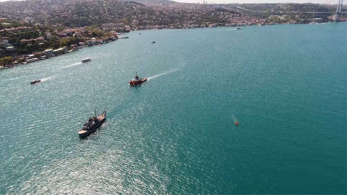 İstanbul Boğazı\'ndaki Furkan Yıldırım\'ı Arama Çalışması Havadan Görüntülendi