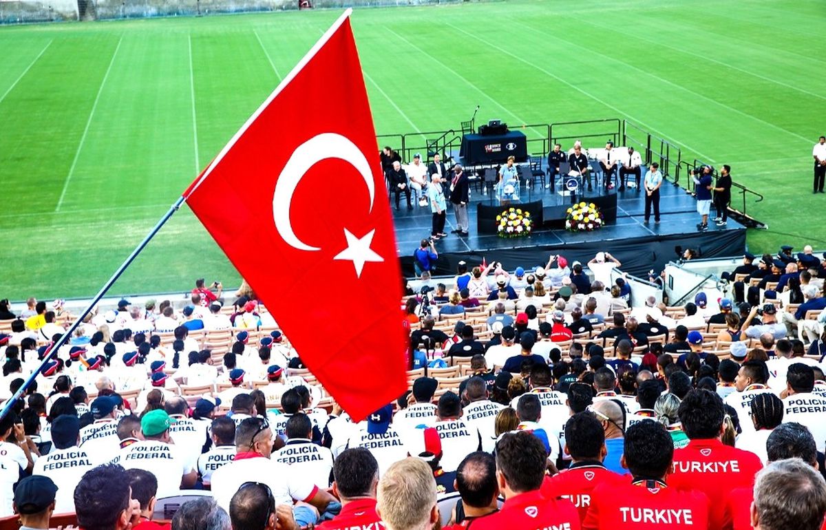 İstanbul İtfaiyesi Amerika\'da Madalyaları Toplamaya Başladı