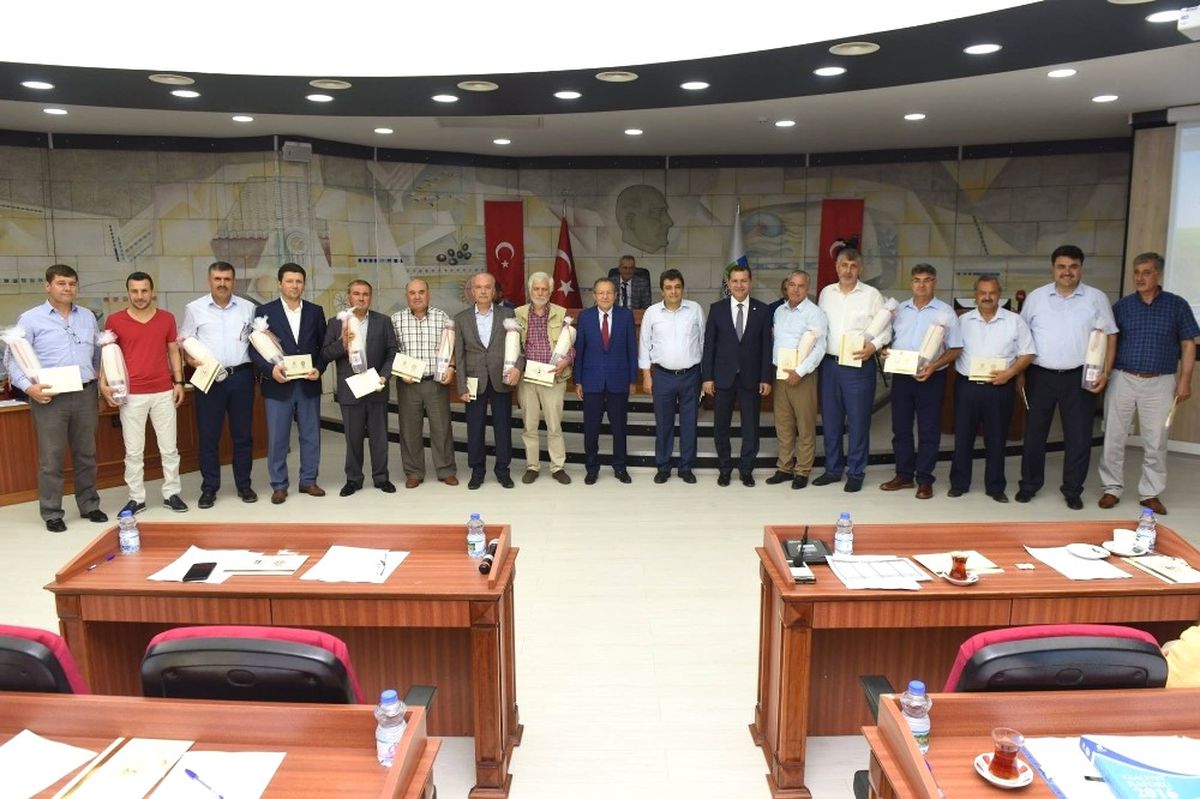 Kurtdere\'ye Kırmızı Dipli Mum ile Davet