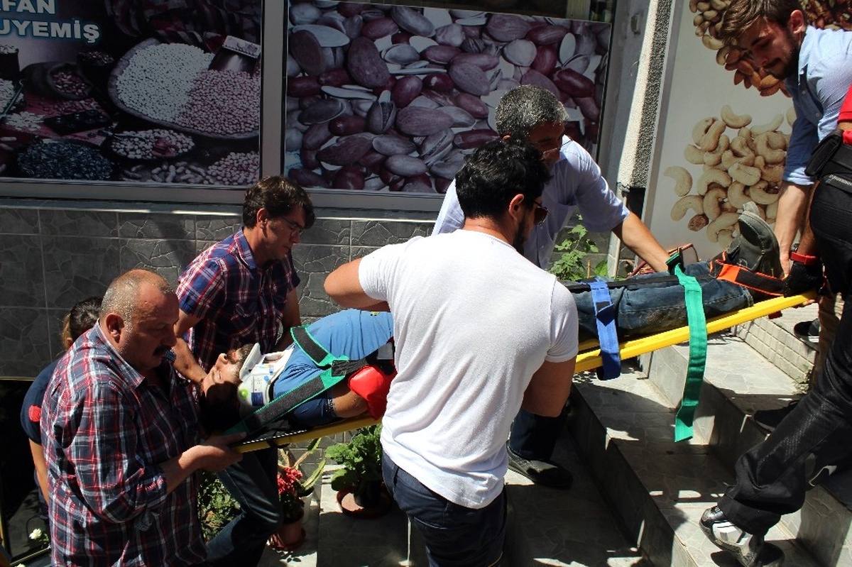 Motosikletini Park Ederken 3 Metreden Düştü