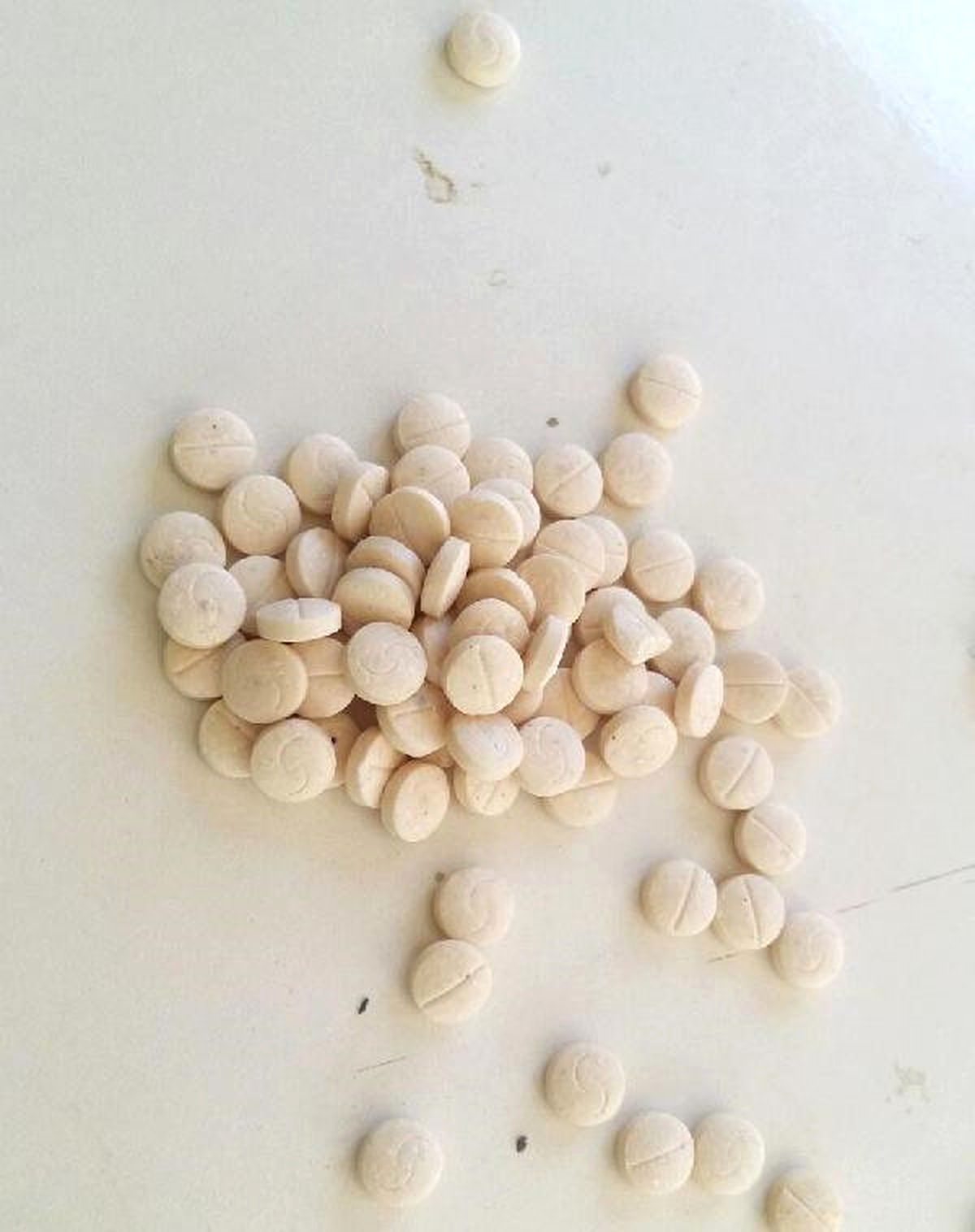 Otomobilde 104 Uyuşturucu Hap Ele Geçirildi