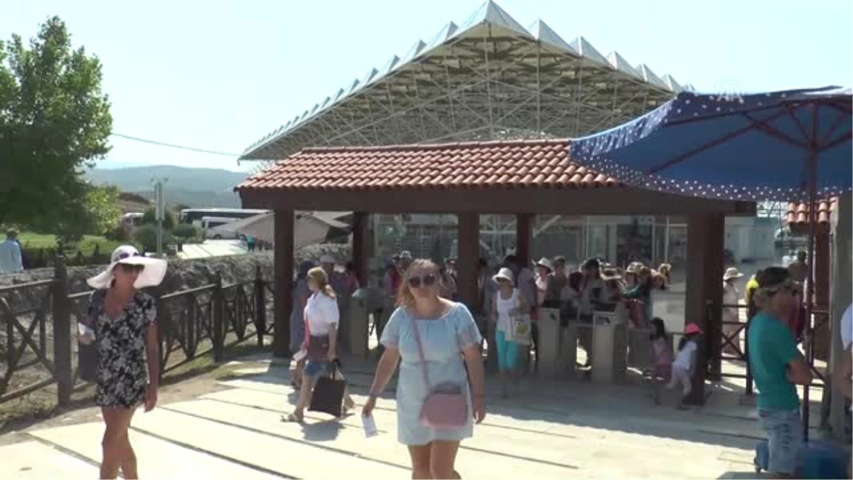 Pamukkale\'ye Yabancı Turist İlgisi