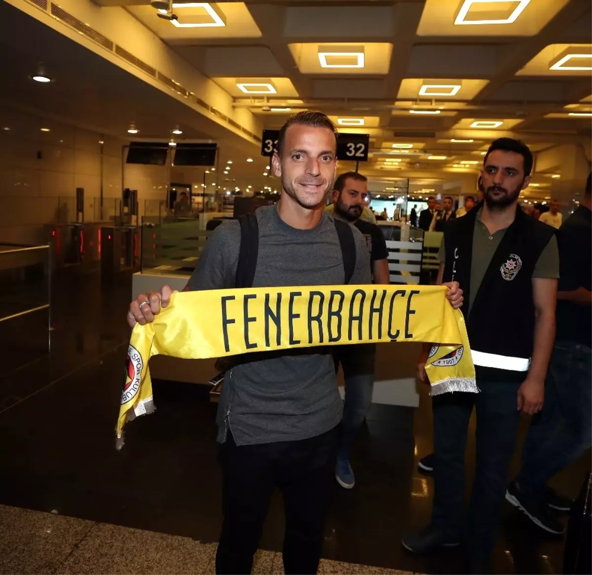 Roberto Soldado İstanbul\'da