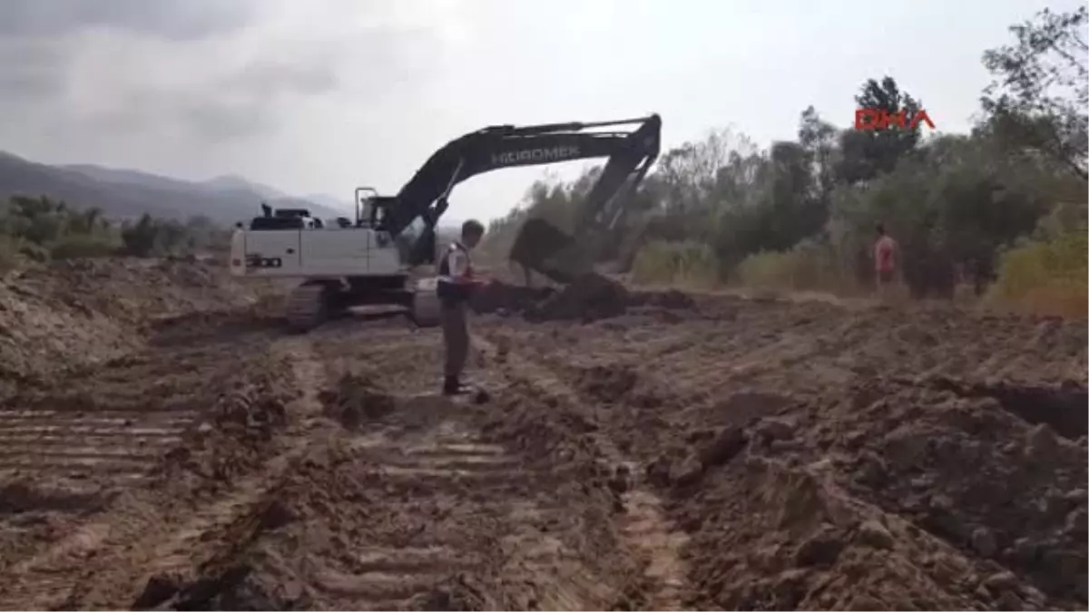 Sakarya Hes İnşaatı Sahasına Gömülen Tonlarca Atık Bulundu