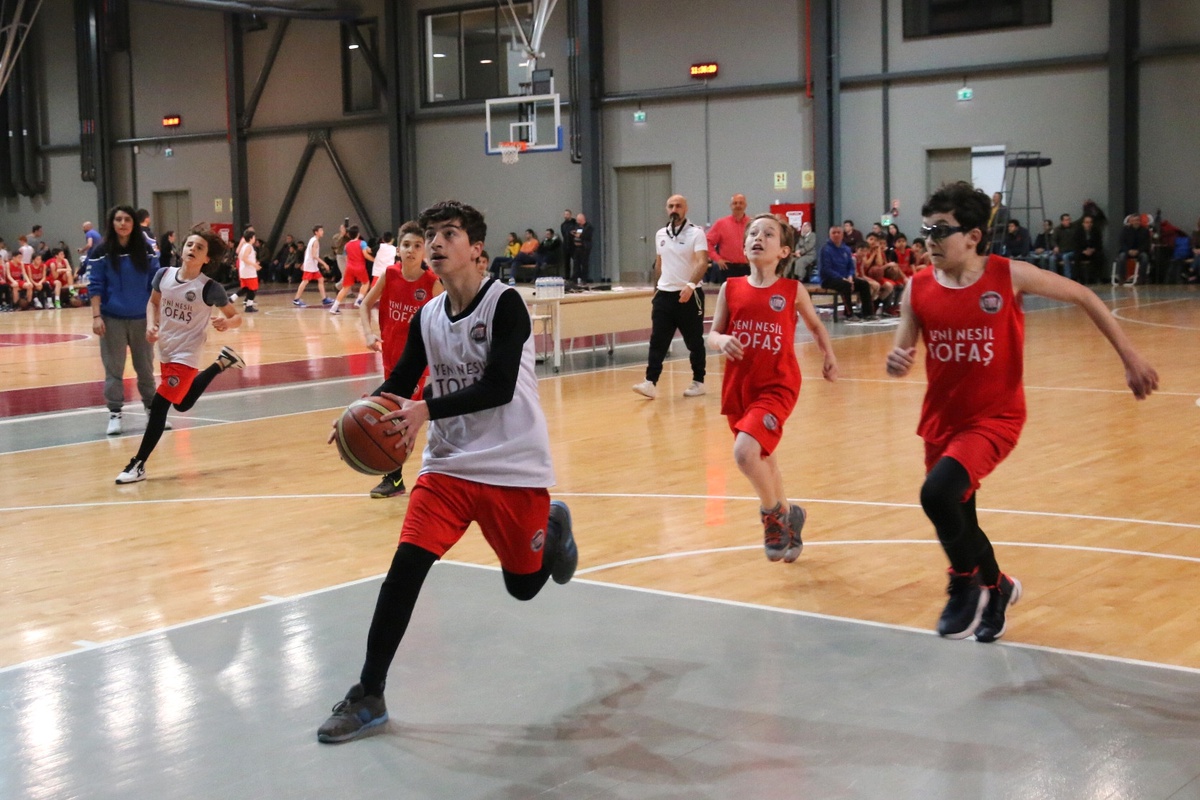 Tofaş\'tan Çocuklara Sporda Fırsat Eşitliği Yaratan Proje