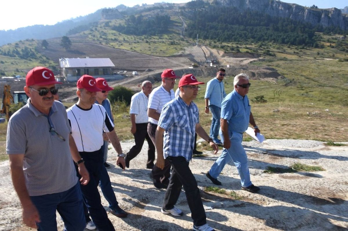 Vali Çeber, Keltepe \'De İncelemelerde Bulundu