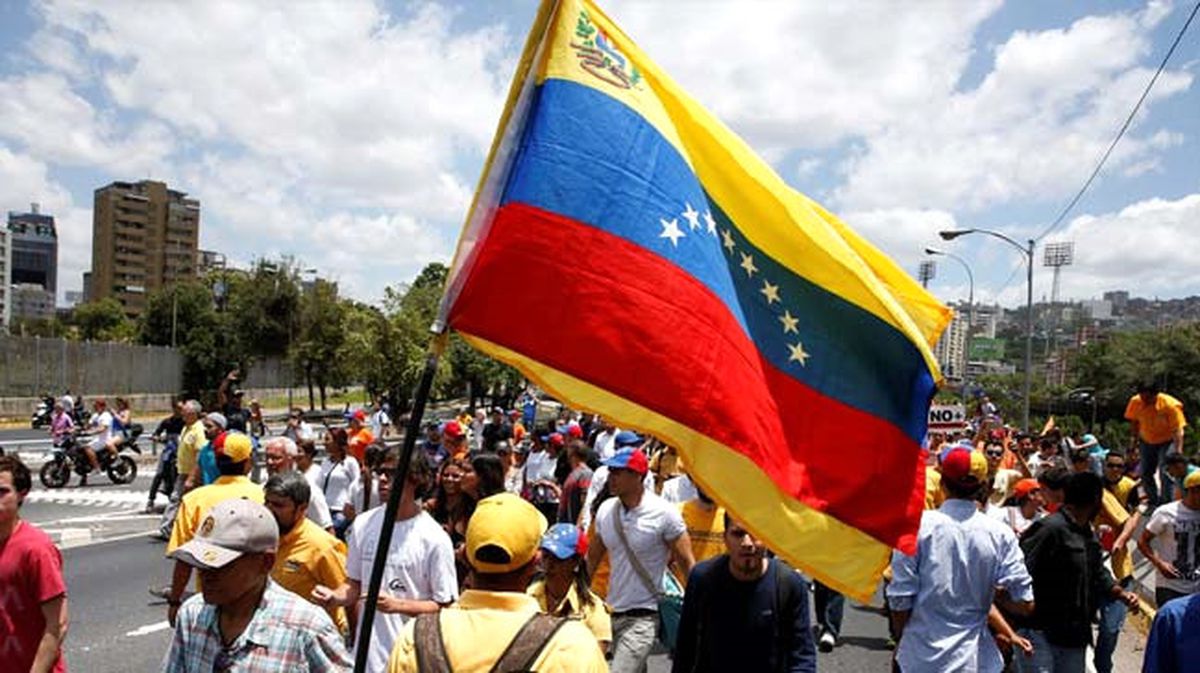 Venezuela\'da 2 Haftada 5. Belediye Başkanının Görevine Son Verildi