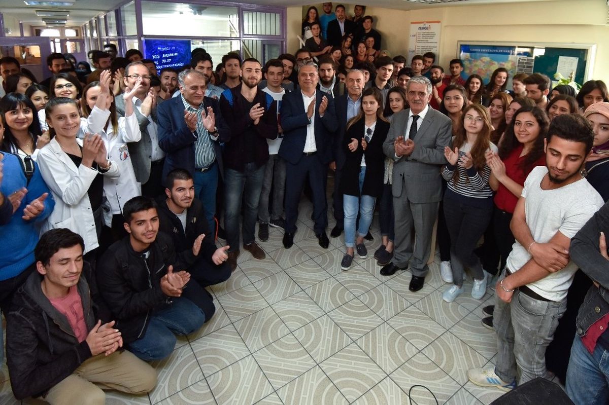 829 Murgem\'li Öğrenci Üniversiteli Oldu
