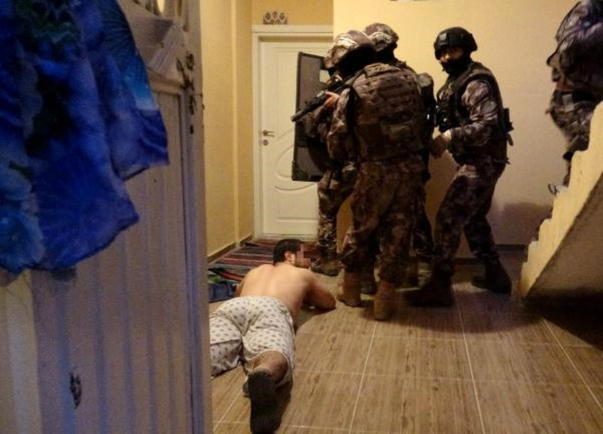 Adana\'da Pkk/kck Operasyonu: 20 Gözaltı