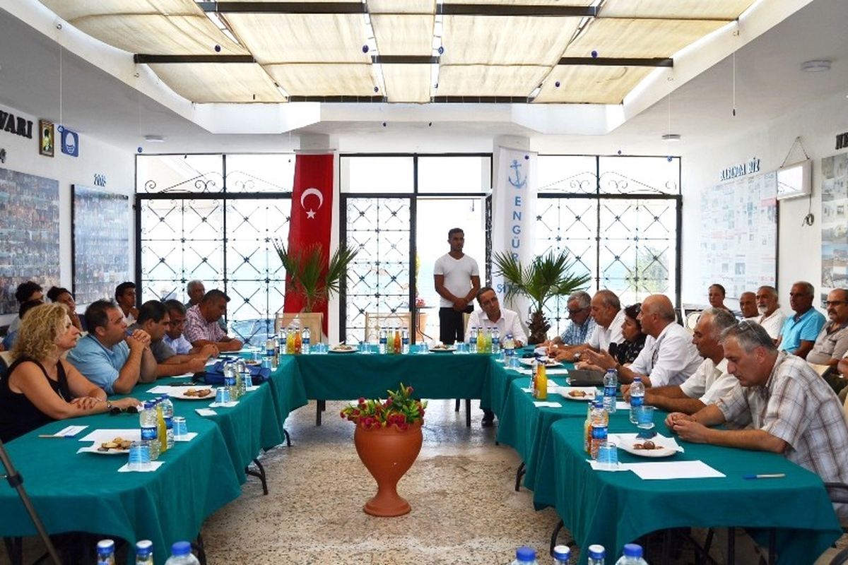 Ayvalık Turizmi Engürü Sitesi\'nde Masaya Yatırıldı