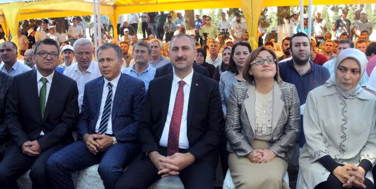 Bakan Gül: Chp, Önce Fetö Ağzını Bıraksın