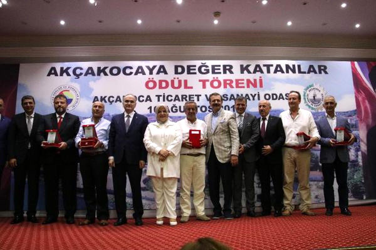 Bakan Özlü: Kobi\'lerimiz Türkiye Ekonomisinin Can Damarı