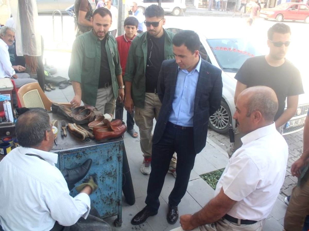 Başkan Vekili Uzan\'dan Esnaf Ziyareti