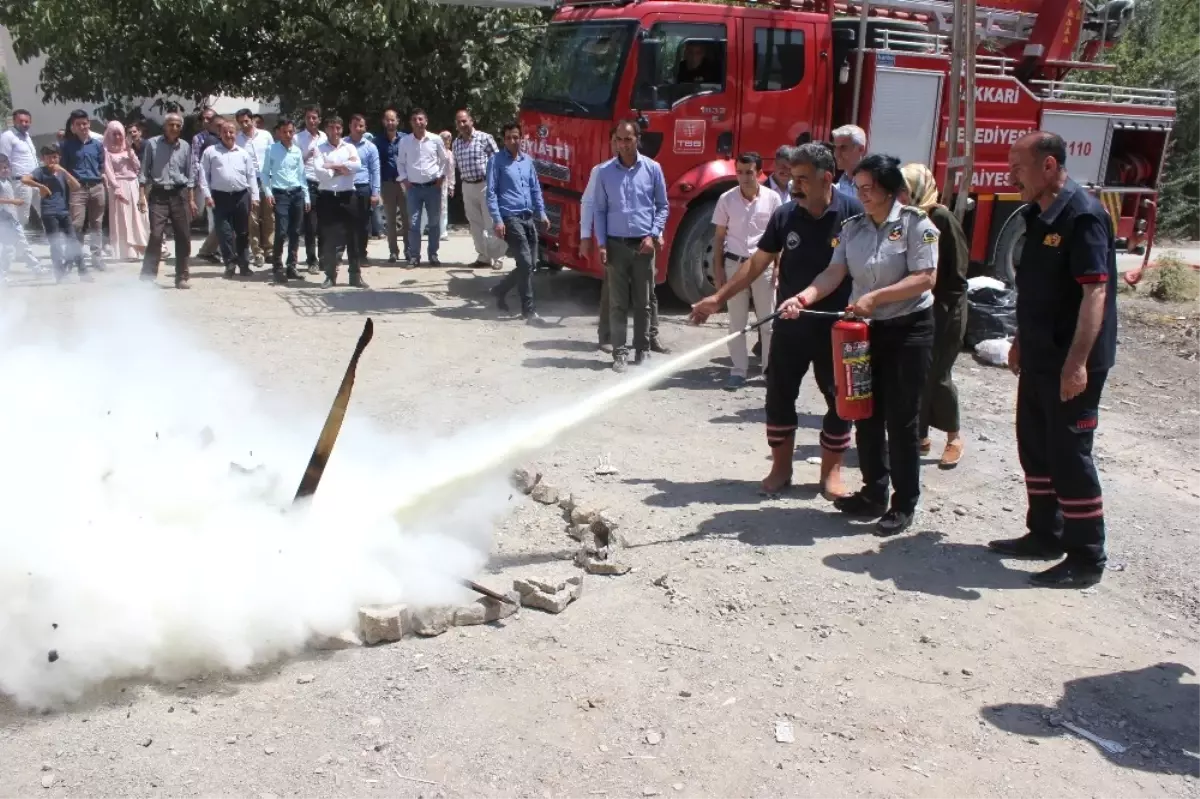 Hakkari\'de Yangın Tatbikatı