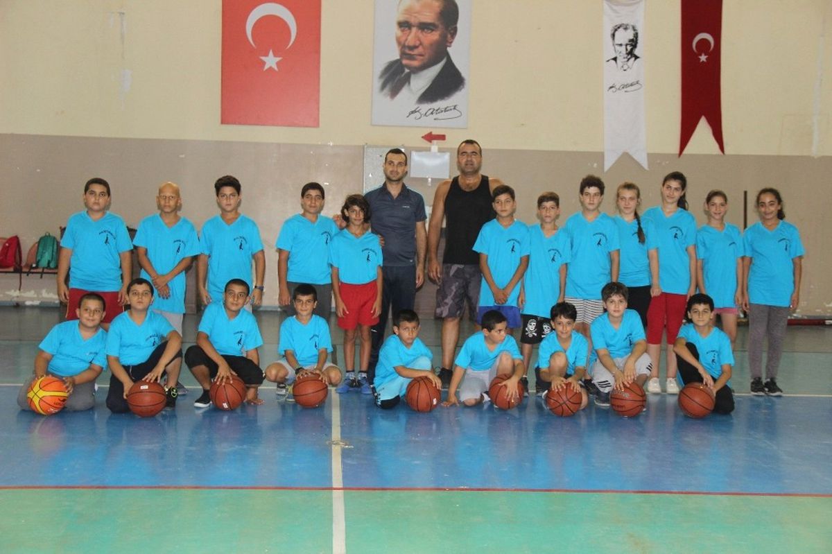 Kamacı, Forma Dağıttı