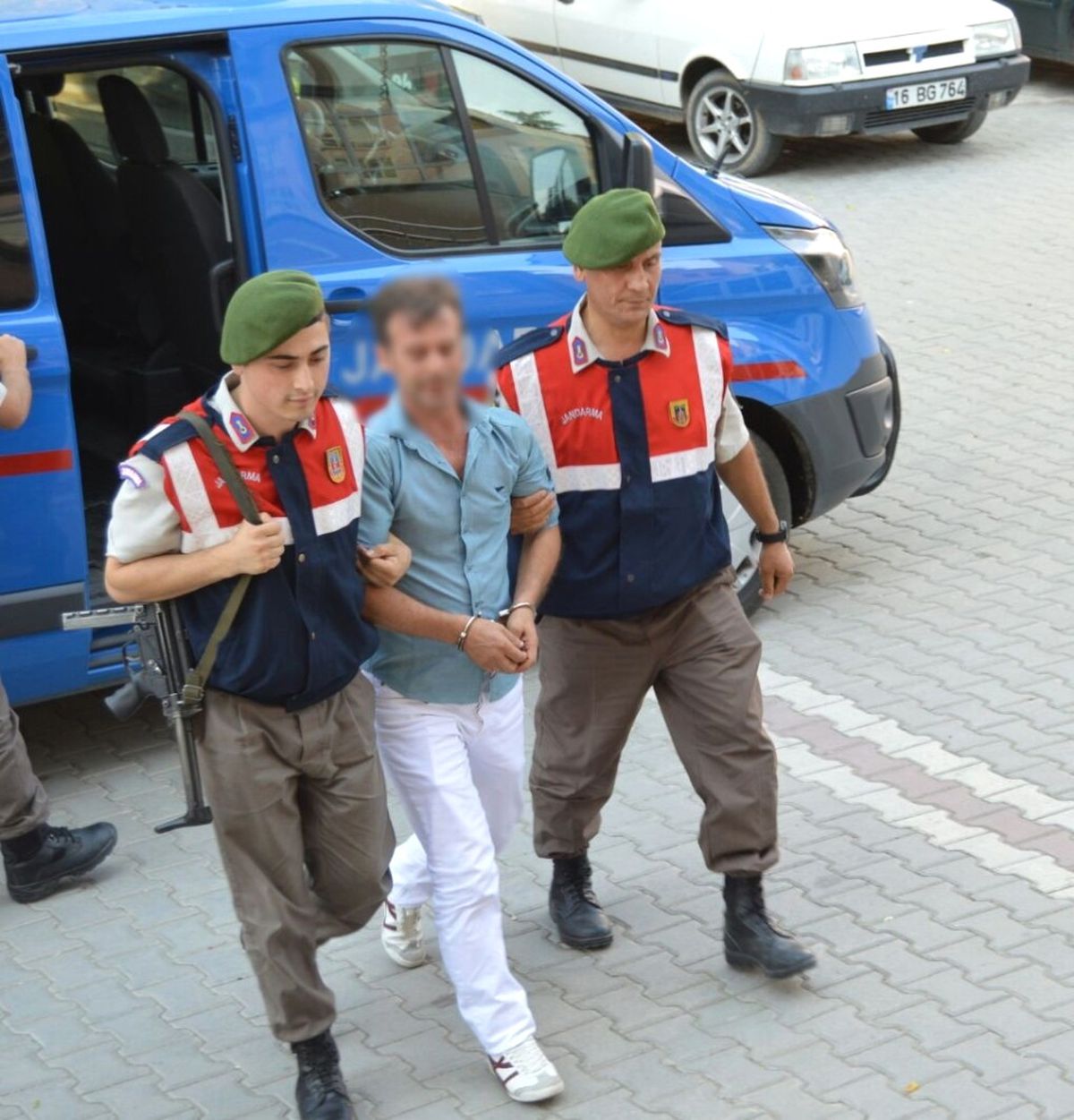 Kurbanlıkların Parasını Ödemeden Kaçmaya Kalktı