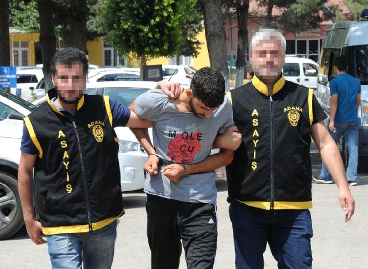Örümcek Adam\' Gibi Evlere Tıramanak Giren Hırsız Yakalandı