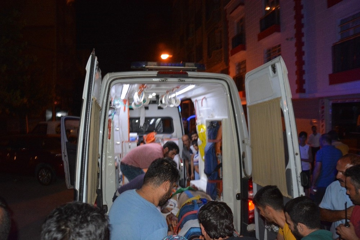 Siverek\'te Alacak Verecek Kavgasında Kan Aktı: 3 Ölü, 3 Yaralı