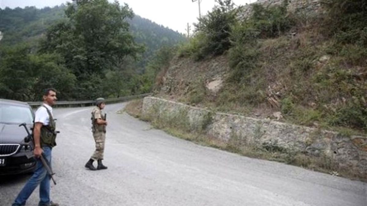 Trabzon\'da PKK\'lı Teröristlerle Çatışma Çıktı