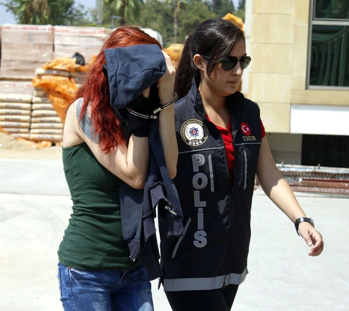 Uyuşturucu Satan Sevgililer Teknik Takibe Yakalandı