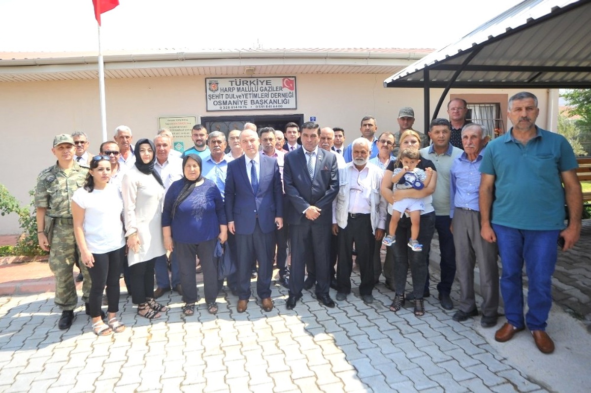 Vali Coşkun: "Şehitlerimizin Yakınları İçin Ne Yapsak Az Kalır"