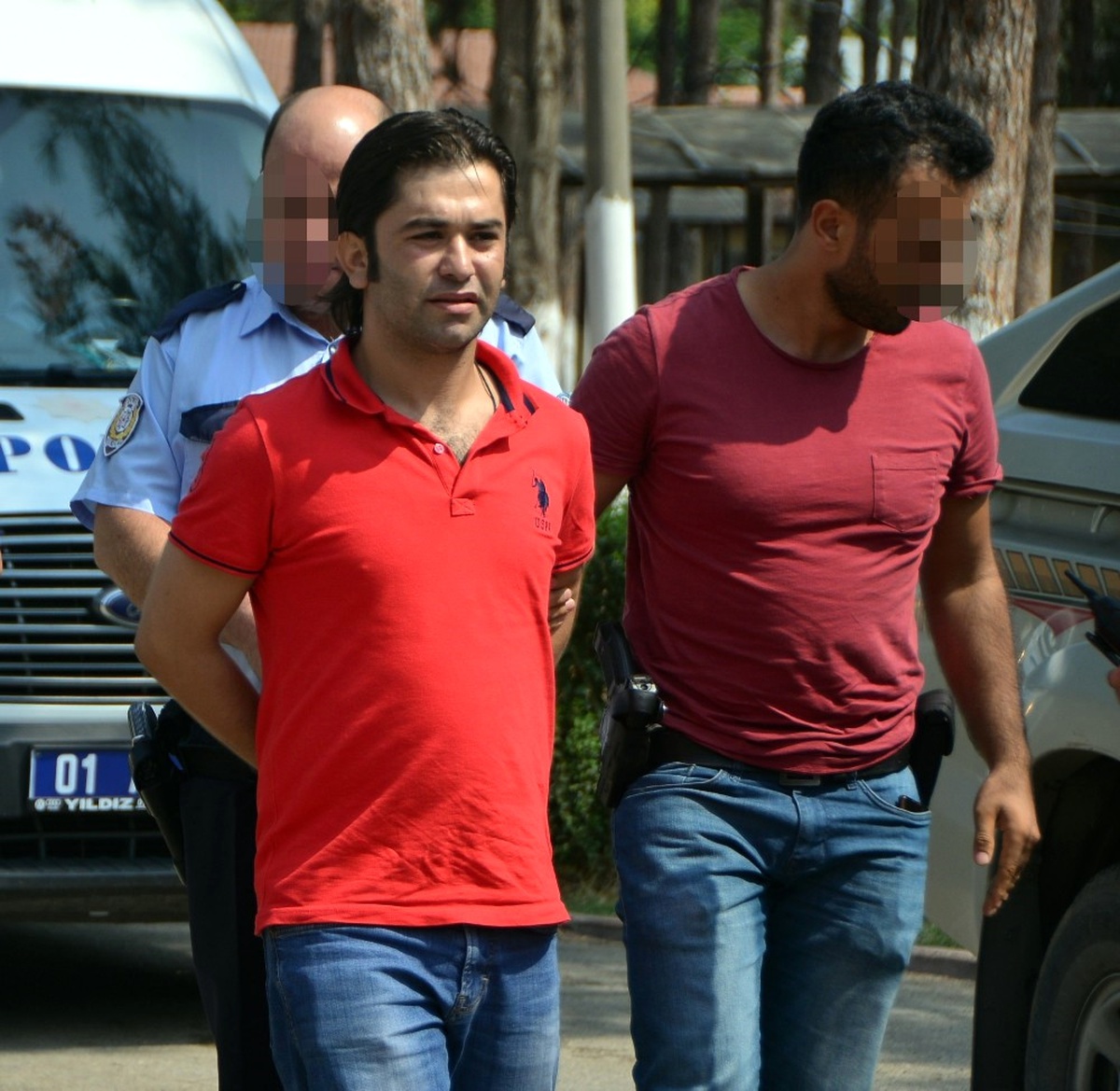 Yakalanınca Basın Mensuplarına "Sizi Çok Seviyorum Kendinize İyi Bakın" Dedi