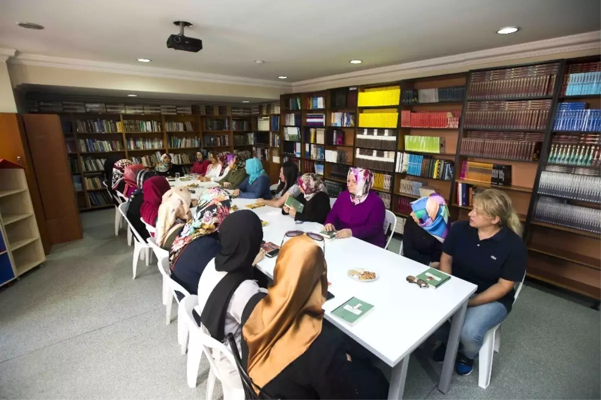 Bir Kitap Okudular Dünyaları Değişti