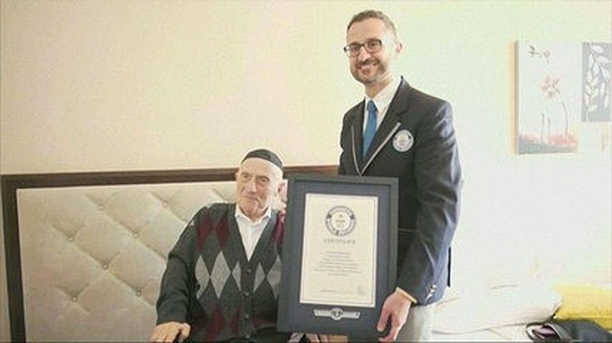 Dünyanın En Yaşlı Erkeği Israel Kristal Hayata Veda Etti
