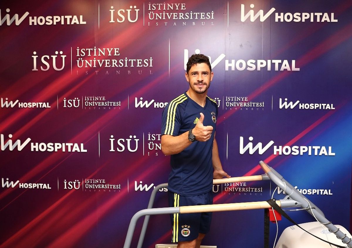 Fenerbahçe, Giuliano\'yu Bonservisiyle Transfer Etti