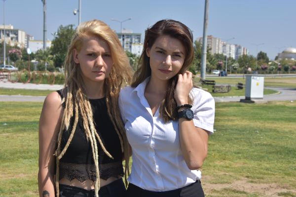 İzmir\'de İki Kıza Polis Dayağına Çifte Soruşturma