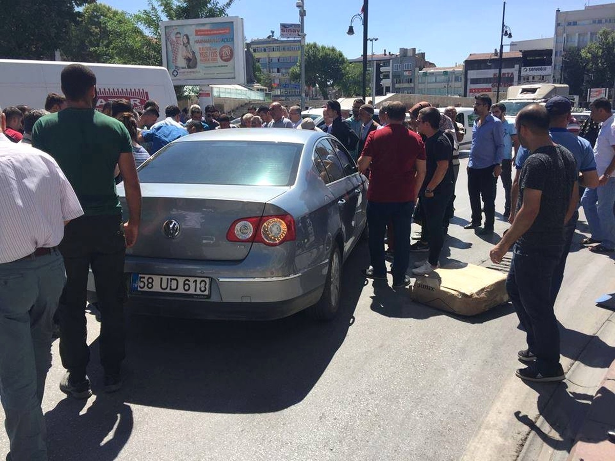 Malatya\'da Otomobilin Çarptığı Bir Kişi Yaralandı