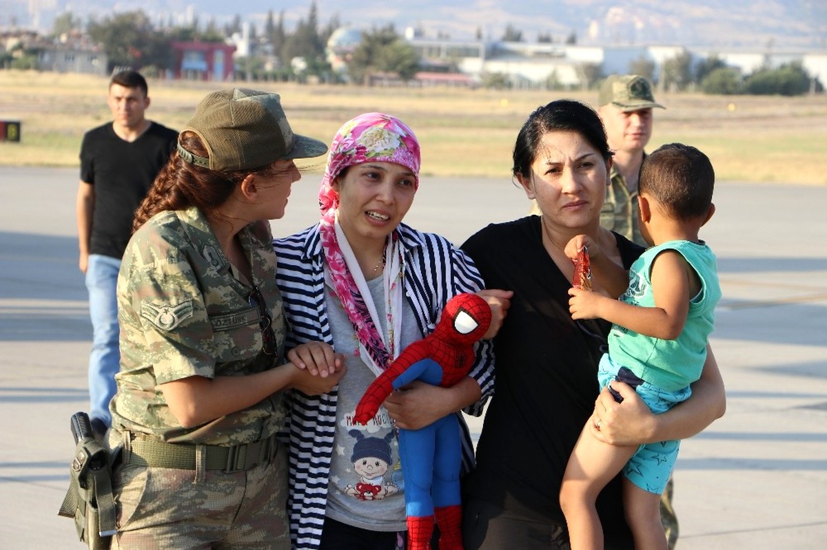 Şehit Uzman Çavuş Gürcan Kepekci\'nin Naaşı Kahramanmaraş\'a Getirildi