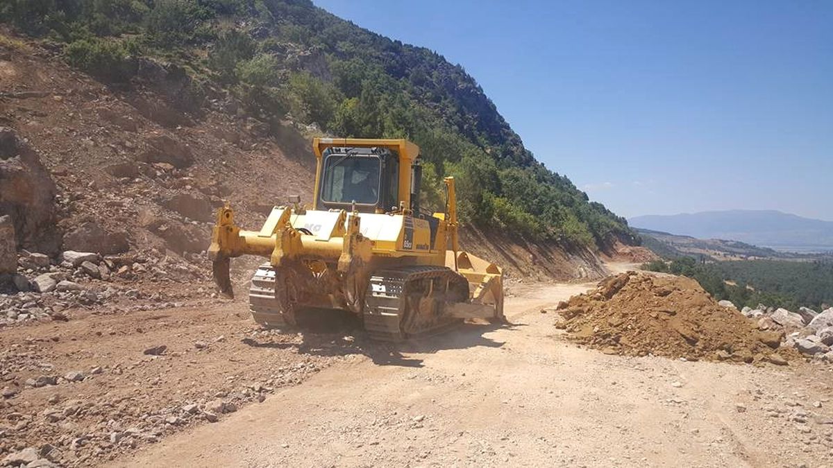 Simav\'da Yol Genişletme ve Asfaltlama Çalışması