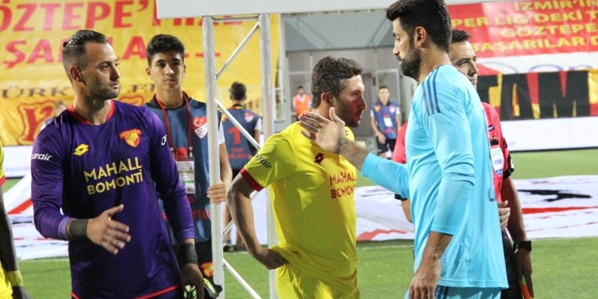 Volkan\'la Sabri Yine El Sıkışmadı
