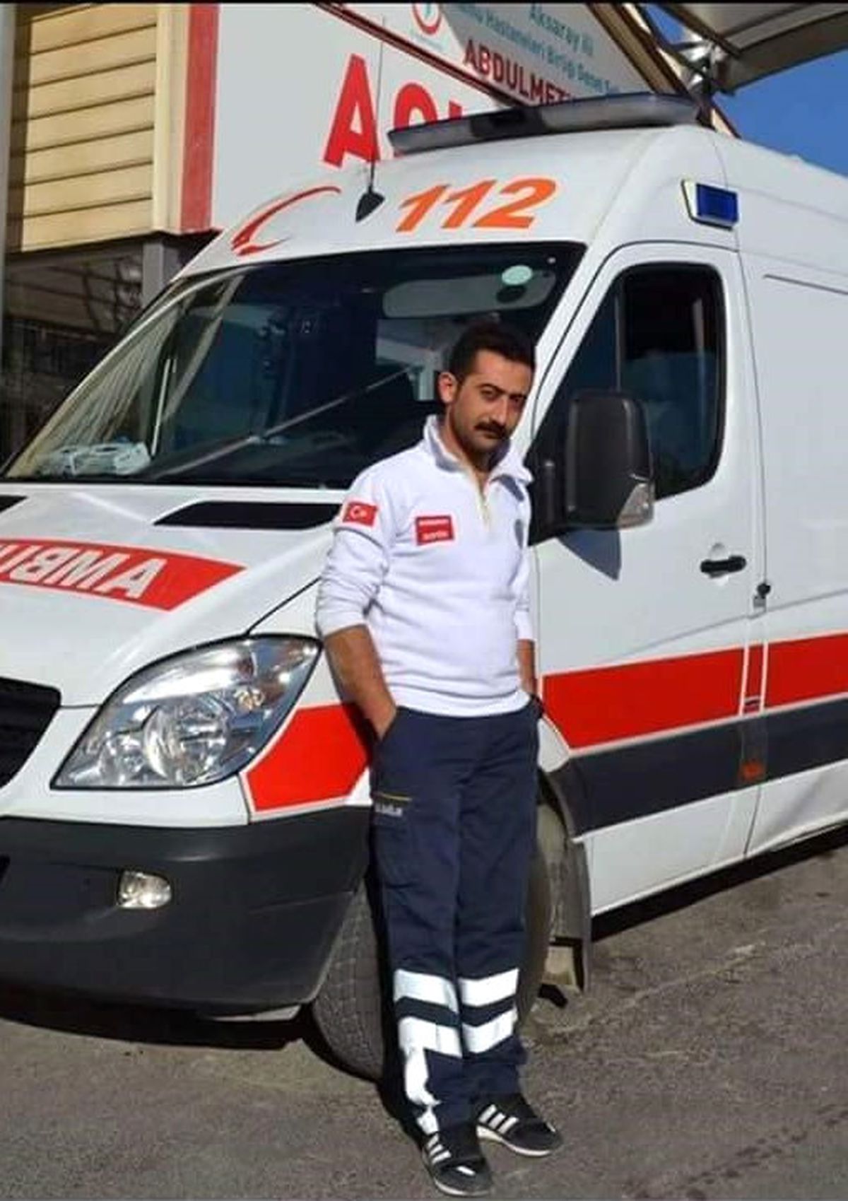 Ambulans Şoförü Olan Eşini Başından Vurarak Öldürdü