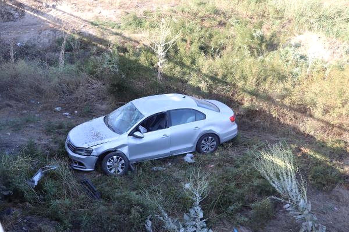 Aydın\'da Otomobil Köprüden Uçtu: 4 Yaralı