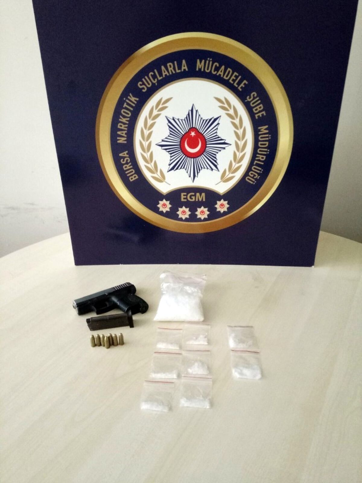 Bursa\'da Uyuşturucu Tacirleri Suçüstü Yakalandı