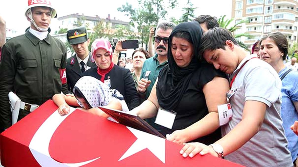 Eşime Şehitlik Çok Yakıştı"