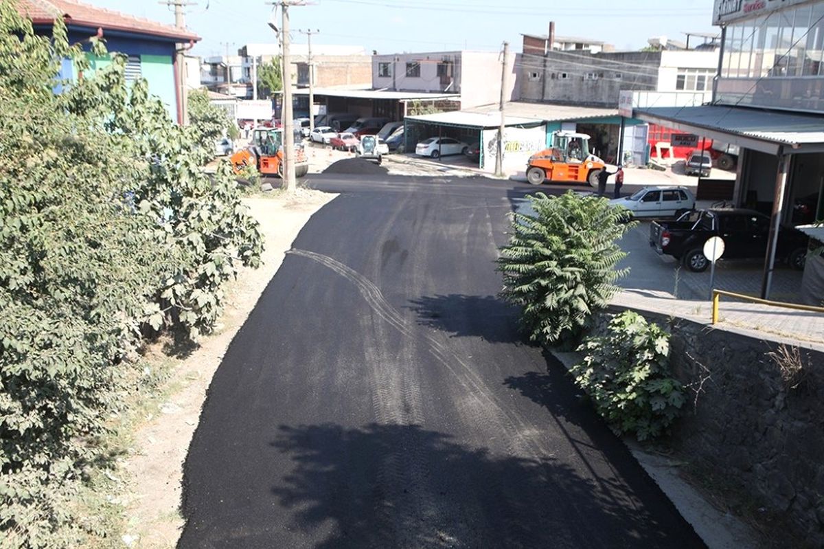 Modern Sanayi\'de Sıcak Asfalt Çalışmaları Tamamlandı