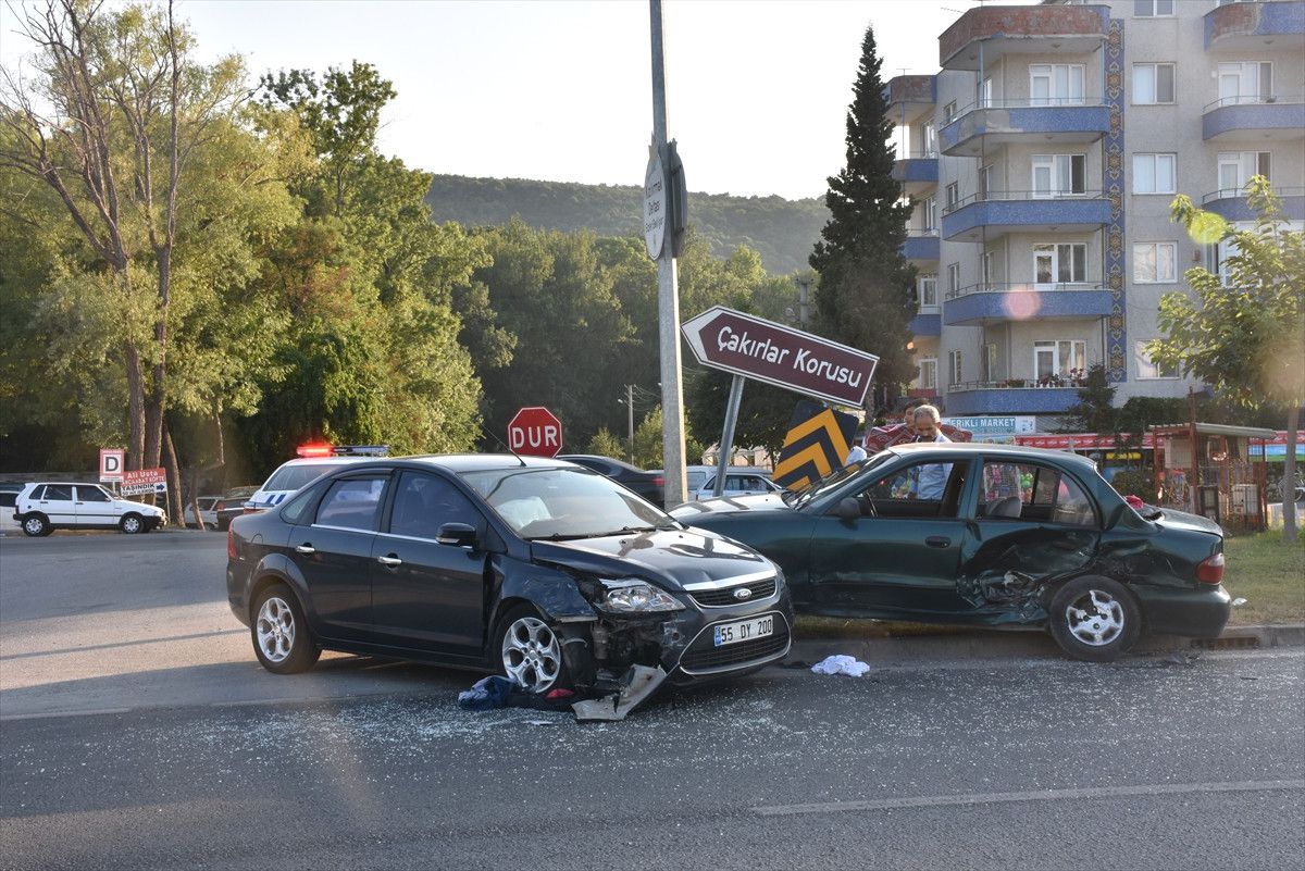 Samsun\'da Trafik Kazası: 7 Yaralı