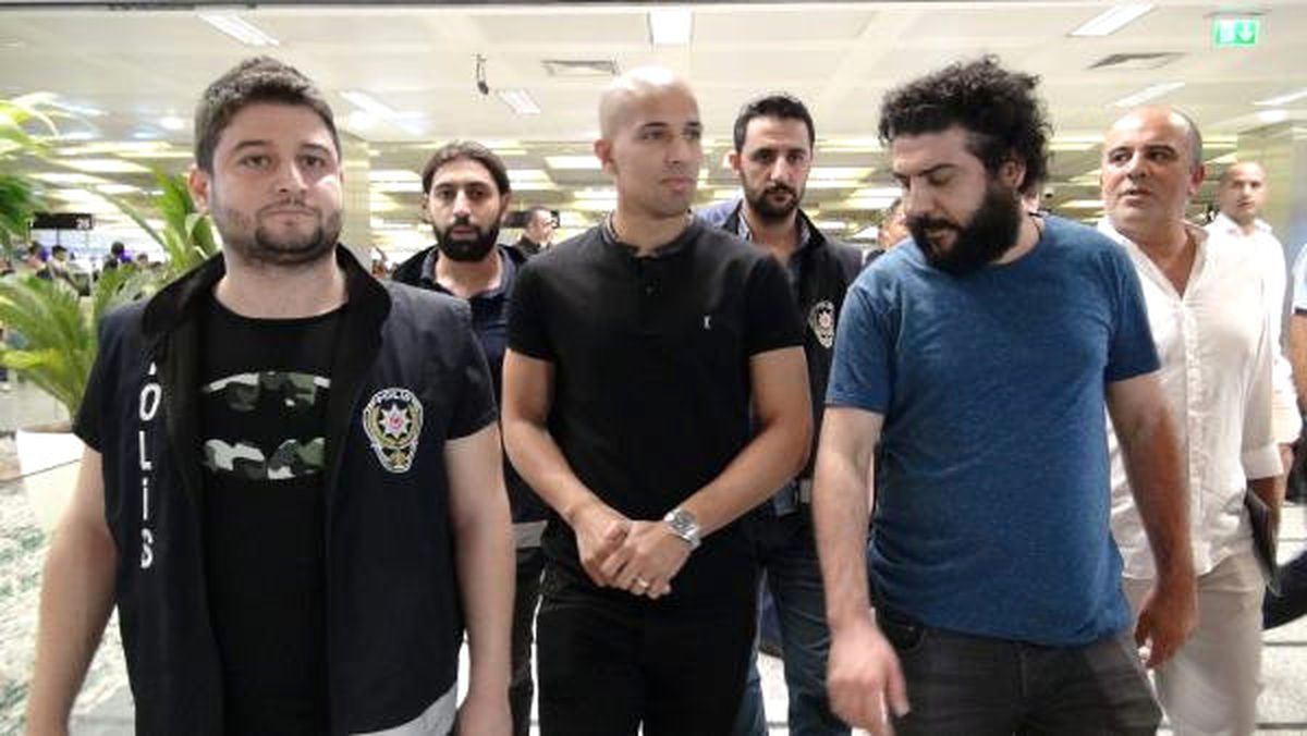 Sofiane Feghouli, İstanbul\'a Geldi
