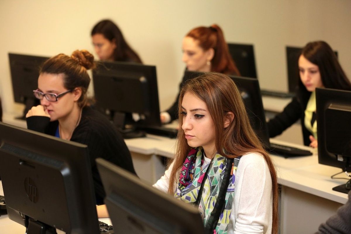 Yaşar Üniversitesi\'nden Yüksek Lisans ve Doktora Fırsatı