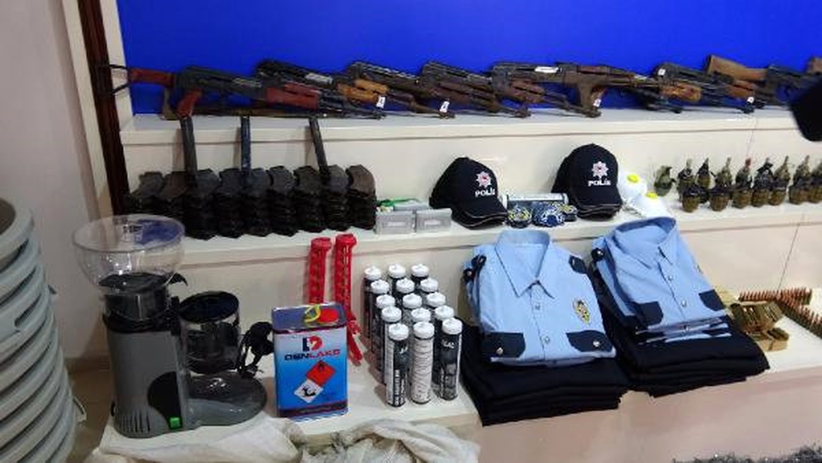 Adana Polisi, PKK\'nın Villada Hazırladığı Kanlı Eylemi Önledi