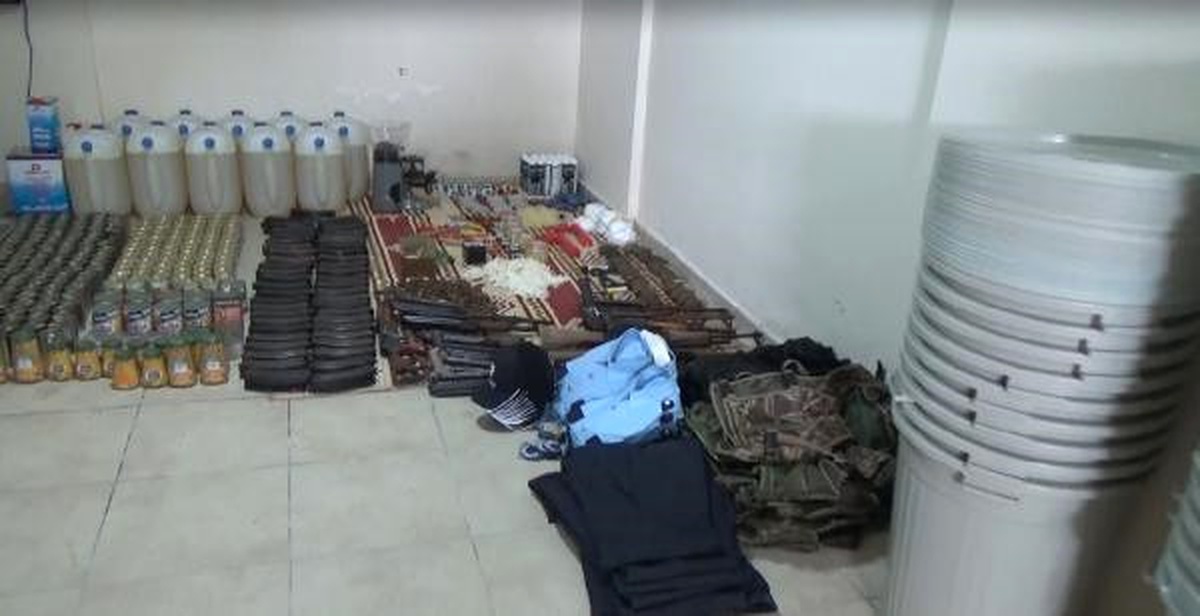 Adana Polisi, PKK\'nın Villada Hazırladığı Kanlı Eylemi Önledi (2)