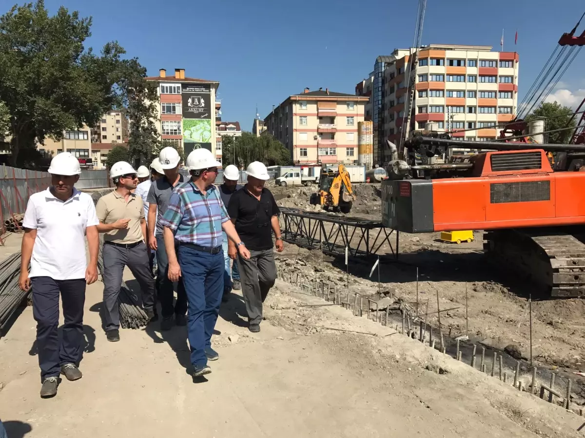 Bayram: "Kent Meydanı Kente Cazibe Katacak"